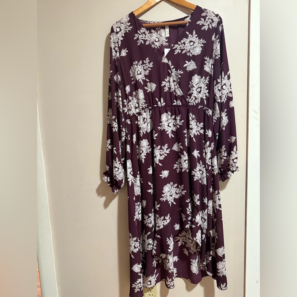 Elegant Floral High Low Dress in Burgundy and White
